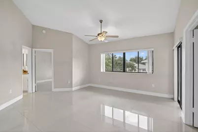 2445 SW 18th Terrace #922, Fort Lauderdale, FL 33315 - Photo 11
