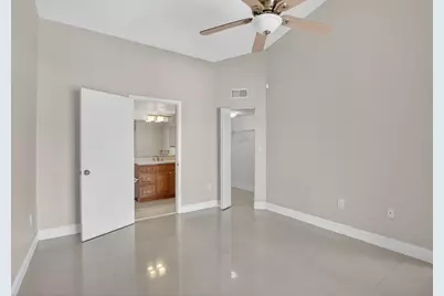 2445 SW 18th Terrace #922, Fort Lauderdale, FL 33315 - Photo 13