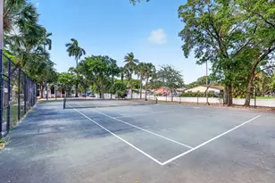 2445 SW 18th Terrace, Fort Lauderdale, FL 33315 - Photo 11