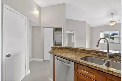 2445 SW 18th Terrace #922, Fort Lauderdale, FL 33315 - Photo 5