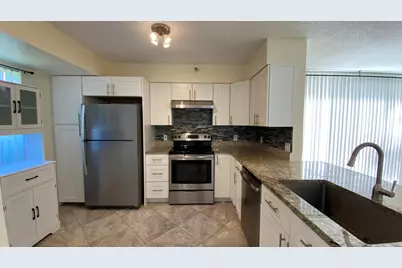 117 Yacht Club Way #111, Hypoluxo, FL 33462 - Photo 5