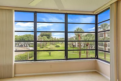3526 Whitehall Drive #302, West Palm Beach, FL 33401 - Photo 11