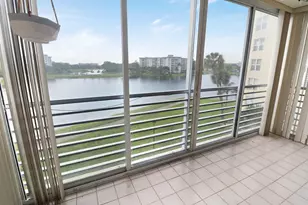 3095 N Course Dr, Pompano Beach, FL 33069 - Photo 35