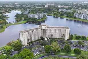 3095 N Course Dr, Pompano Beach, FL 33069 - Photo 1