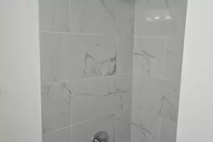 18301 Mediterranean Blvd, Hialeah, FL 33015 - Photo 19
