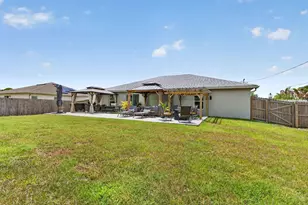 473 SE Streamlet Ave, Port Saint Lucie, FL 34983 - Photo 51