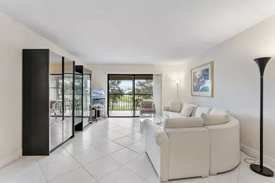7260 Kinghurst Drive #205, Delray Beach, FL 33446 - Photo 11