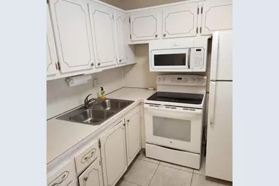 219 Coventry #J, West Palm Beach, FL 33417 - Photo 9
