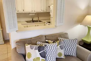 219 Coventry, West Palm Beach, FL 33417 - Photo 5