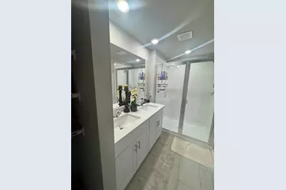 526 Salisbury Circle, Fort Pierce, FL 34982 - Photo 13