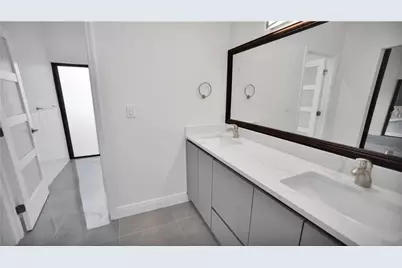 11159 NW 10th Place, Coral Springs, FL 33071 - Photo 23