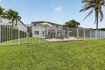 4299 Laurel Ridge Circle, Weston, FL 33331 - Photo 81