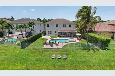 4299 Laurel Ridge Circle, Weston, FL 33331 - Photo 3