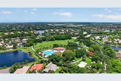 4299 Laurel Ridge Circle, Weston, FL 33331 - Photo 101