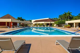 2750 W Sunrise Lakes Dr W, Sunrise, FL 33322 - Photo 15