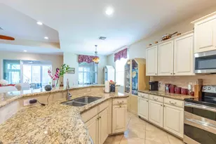4376 NW Oakbrook Cir, Jensen Beach, FL 34957 - Photo 11