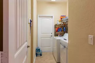 4376 NW Oakbrook Cir, Jensen Beach, FL 34957 - Photo 17
