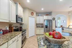 4376 NW Oakbrook Cir, Jensen Beach, FL 34957 - Photo 7
