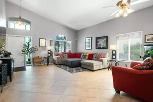 2480 SE Springtree Pl, Stuart, FL 34997 - Photo 5
