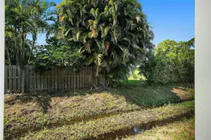 2480 SE Springtree Pl, Stuart, FL 34997 - Photo 33