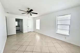 9935 Pineapple Tree Dr, Boynton Beach, FL 33436 - Photo 9