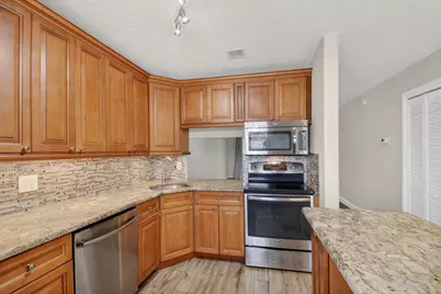112 Lake Olive Drive, Royal Palm Beach, FL 33411 - Photo 9
