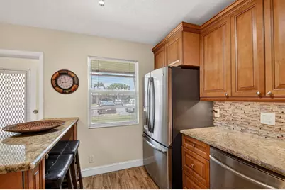 112 Lake Olive Drive, Royal Palm Beach, FL 33411 - Photo 7