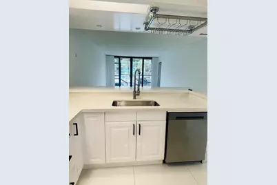 9 Royal Palm Way #102, Boca Raton, FL 33432 - Photo 5