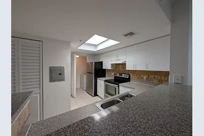 5001 Wiles Road #105, Coconut Creek, FL 33073 - Photo 13