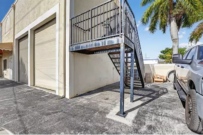 13 SW 10th Street, Deerfield Beach, FL 33441 - Photo 5