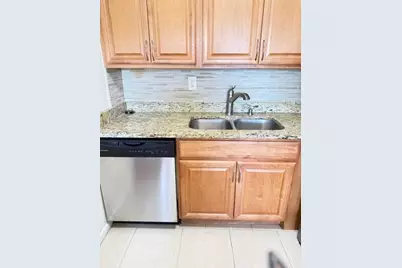 186 Norwich #186, West Palm Beach, FL 33417 - Photo 3