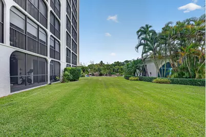 1627 Riverview Road #110, Deerfield Beach, FL 33441 - Photo 33