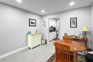 2607 NE 8th Ave, Wilton Manors, FL 33334 - Photo 3