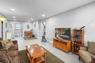 2607 NE 8th Ave, Wilton Manors, FL 33334 - Photo 1