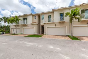 63 Dogwood Ct, Royal Palm Beach, FL 33411 - Photo 1