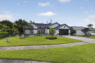 102 E Royal Pine Cir Ct, Royal Palm Beach, FL 33411 - Photo 1