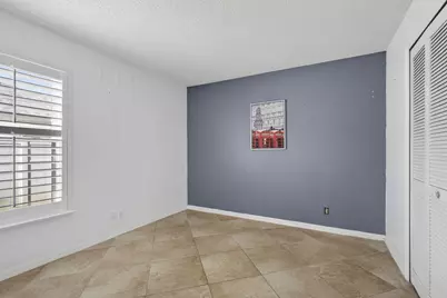 102 E Royal Pine Cir Court, Royal Palm Beach, FL 33411 - Photo 23