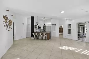 102 E Royal Pine Circle, Royal Palm Beach, FL 33411 - Photo 9