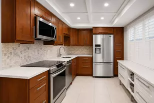 2900 N Course Dr, Pompano Beach, FL 33069 - Photo 9
