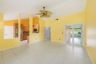 8131 Country Park Dr, Boca Raton, FL 33433 - Photo 7