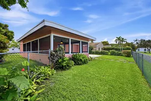 8131 Country Park Dr, Boca Raton, FL 33433 - Photo 35