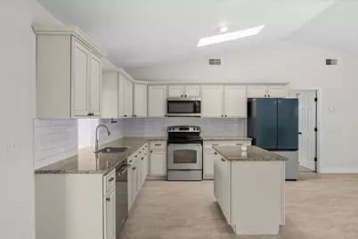 371 SW Butler Avenue, Port Saint Lucie, FL 34983 - Photo 9