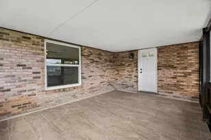 371 SW Butler Ave, Port Saint Lucie, FL 34983 - Photo 27