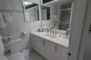 3140 S Ocean Dr, Hallandale Beach, FL 33009 - Photo 31
