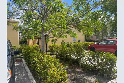 1948 Buchanan Street, Hollywood, FL  - Photo 5