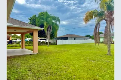 530 SW Butler Avenue, Port Saint Lucie, FL 34983 - Photo 3