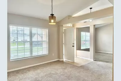 530 SW Butler Avenue, Port Saint Lucie, FL 34983 - Photo 9