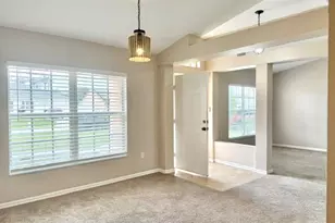 530 SW Butler Ave, Port Saint Lucie, FL 34983 - Photo 9