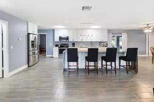 615 NE 15th Pl, Boynton Beach, FL 33435 - Photo 13