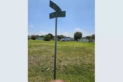 1909 N 16th Street, Fort Pierce, FL 34950 - Photo 1